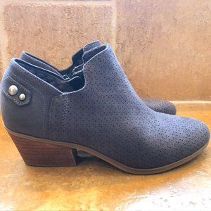 Ladies Dark Grey Suede Dr. Scholl's Sustainable Comfort Booties Size 7M